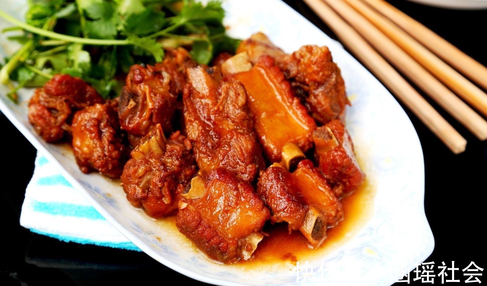 第一次去男朋友家,他妈妈做了4道菜,每道菜都色香味俱全