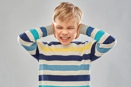 孩子脾气大怎么办？家长别轻易使用打骂教育，试试“共生效应”