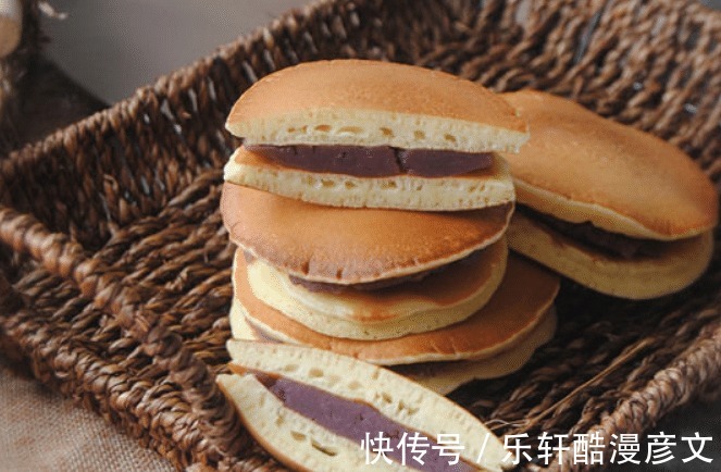 哆啦A梦喜欢的紫薯铜锣烧，教你在家做，一个平底锅就可以搞定！