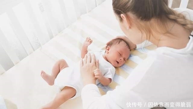 尽量少|给宝宝喂母乳，有几条禁忌尽量少碰，最后一条往往易影响母乳质量
