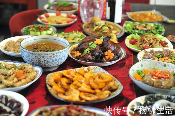 福盒|我家年夜饭的压轴菜,只需简单一蒸,营养又好吃,寓意:多财多福