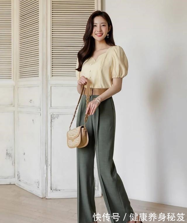 办公室 行走职场,这样穿就对了!12套“温柔”办公室穿搭,利落还大气!