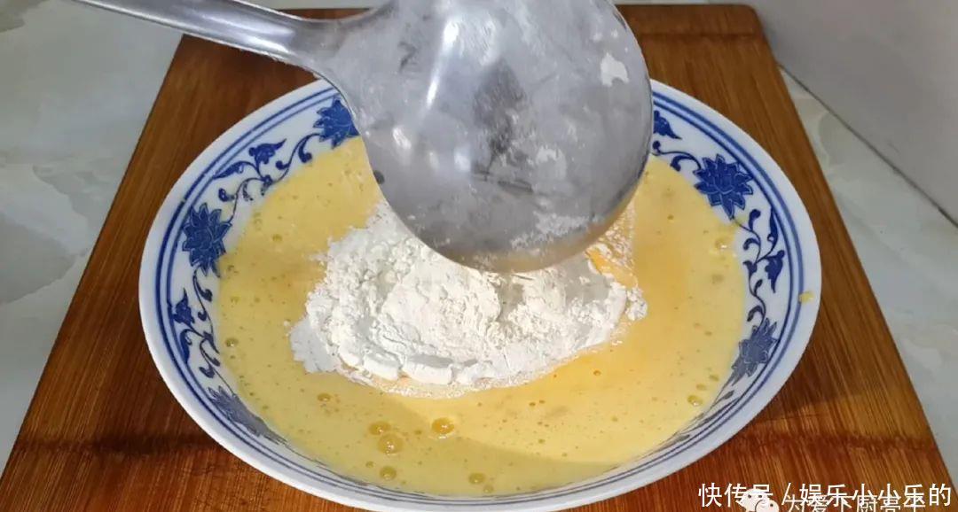 冬天面包别出去买了,教你这么做,松软香甜还营养,小朋友都喜欢