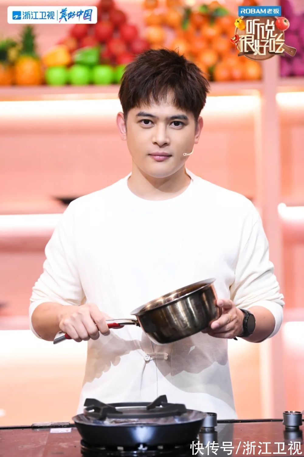 林依轮|“好吃助力官”前来求教!《听说很好吃》上演星级菜单“守卫战”