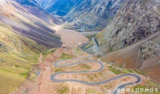 独库公路，就这条，一年只开五个月的公路