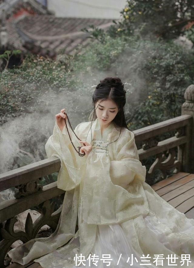 诗词$诗词里艳词虽多,读这一首就够了,末两句只有十字,可抵千言万语