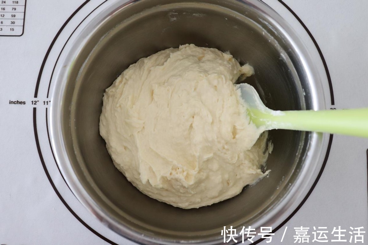 马芬|不用打发，搅一搅就能做好的马芬蛋糕，松软好吃，下午茶必备