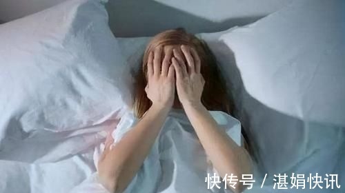 工作壓力|吃西紅柿會失眠？醫生：若想睡得踏實，“這4種食物”勸你晚上少碰