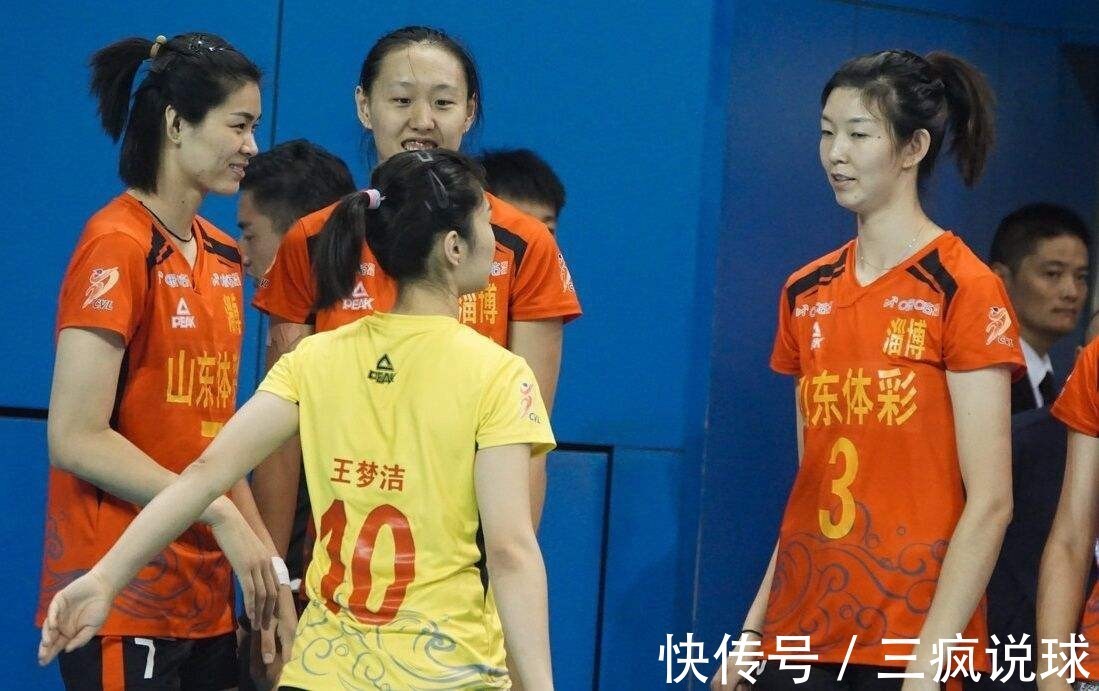 告别|中国女排迎来集体告别:10大国手名将正式宣布退役,1人年仅24岁