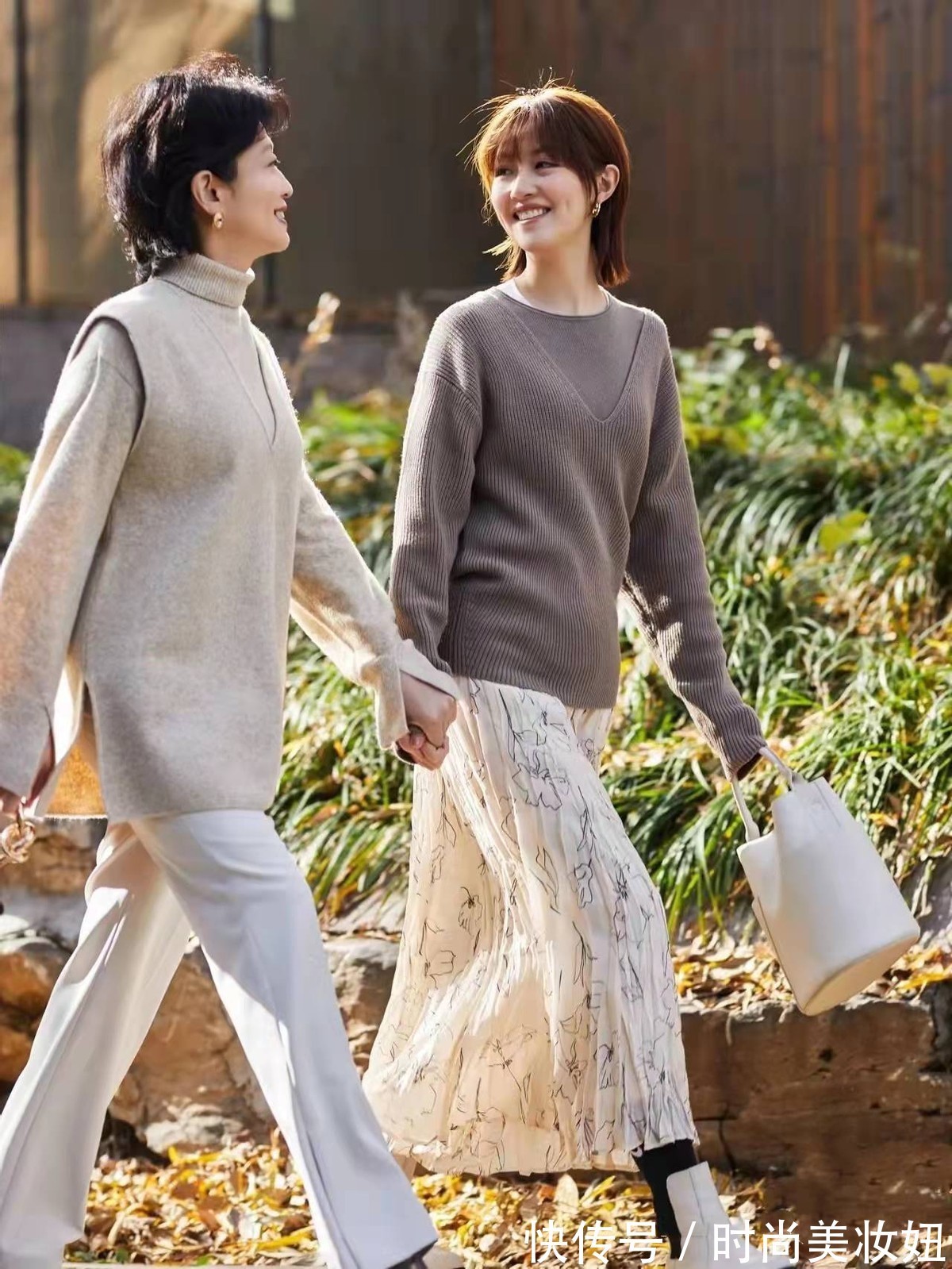 毛衣 这才是妈妈该学的穿搭,简约高级又显气质,普通人也hold得住