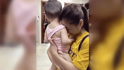 姥姥|为了断奶,妈妈把孩子送到姥姥家,3个月后见到宝宝,妈妈泪目