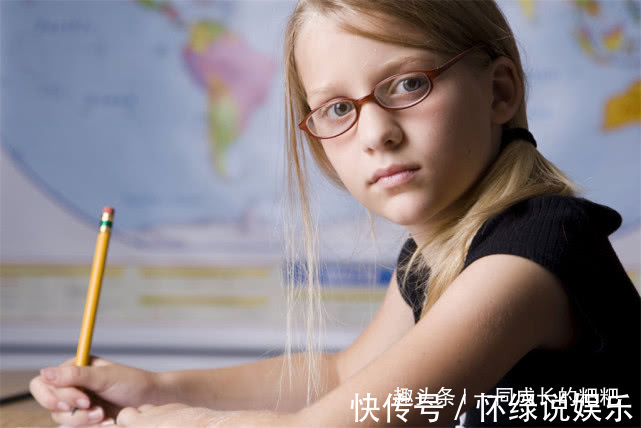 父母们|父亲在培养孩子情商时,要避开这些情商教育的误区,才会事半功倍