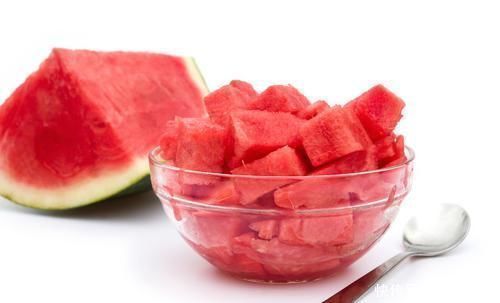 营养物质|孕妇想要胎儿好，千万别碰六种水果八种食物正在备孕的快收藏