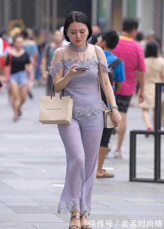 西装|浅紫色蕾丝薄纱上衣搭配阔腿长裤子, 清新自然, 时尚又减龄