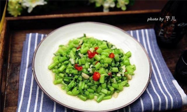 补脑|这快手菜，清新爽口，上桌秒光，常吃补脑记忆好，多给肠胃洗洗澡
