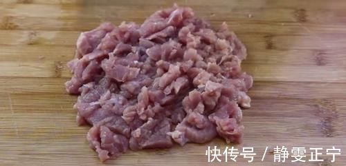 瘦肉|农村老奶奶教我茄子做法，回家后一周吃3次，孩子爱吃，每次光盘