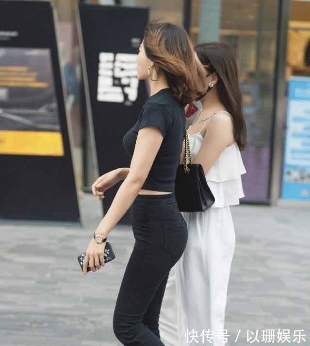 腿长 嫌天气太闷热,把裤脚“撕开”透透气,腿长就是任性吗