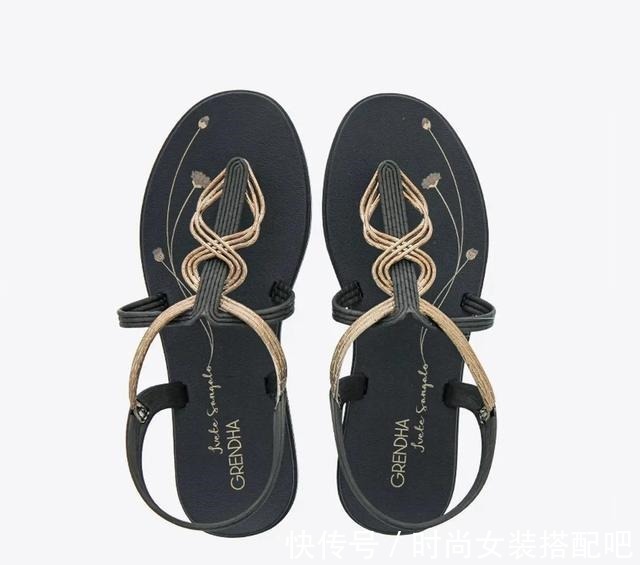 方头 今年夏天,好看的凉鞋长这样!今年夏天,好看的凉鞋长这样!