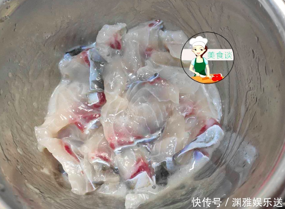 鱼肉|鱼肉此做法,不蒸不炖,5分钟上桌,又嫩又滑,实在是太鲜美了!