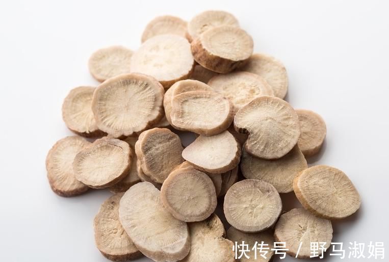 白芍|一个让你昂首挺胸的方子！2味药化解颈椎病，一通一补有奇效！