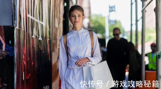 黑白 黑白双色才是冬季完美的流行色,简约又高级,太适合中年女性穿了!
