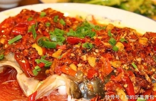 鱼头|剁椒鱼头我不要,婆婆就给我做了剁椒金针菇!