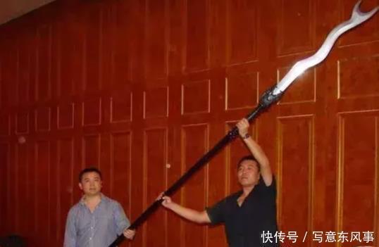 张飞|张飞的丈八蛇矛是什么样的 历史上真有人使用丈八蛇矛枪吗!