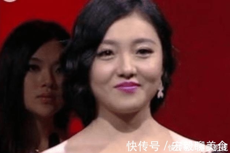 她在非诚勿扰站了5年,亮灯无数却从不牵手,连孟非都看不下去了