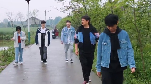 向往5 《向往5》仓库物价变贵,常驻嘉宾却“因祸得福”,大餐有着落了