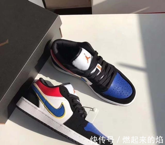 nike Travis Scott 上脚新倒钩，冲得到算我输丨潮鞋上脚！
