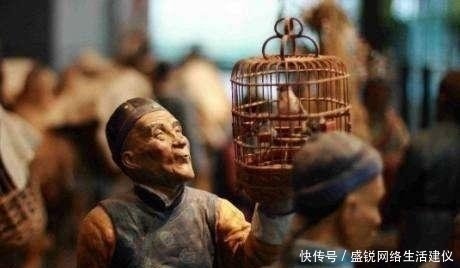 俗语|俗语“钓鱼穷三年,玩鸟毁一生”,其实下句才是精华,道尽古人的处世智慧