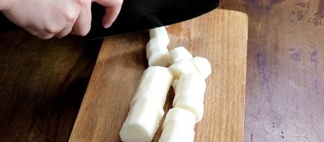 山药不用炖汤了，教你懒人新吃法，不用水不用油，上桌孩子就吃光