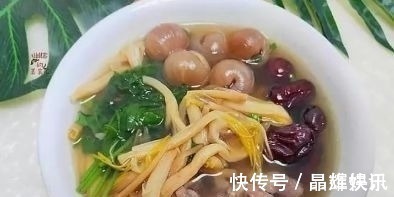 黄花菜|失眠最怕这道汤,隔2天喝1碗,一觉睡到自然醒,想睡不着都难