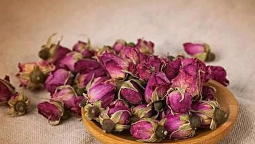 女性想愛美，不妨多吃以下食物，清熱解毒，美容養(yǎng)顏，早吃早受益