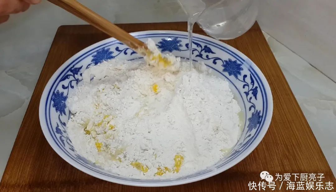  面包|面包这么做太香了，不用蒸不用烤，香甜又拉丝，新手也能一次成功