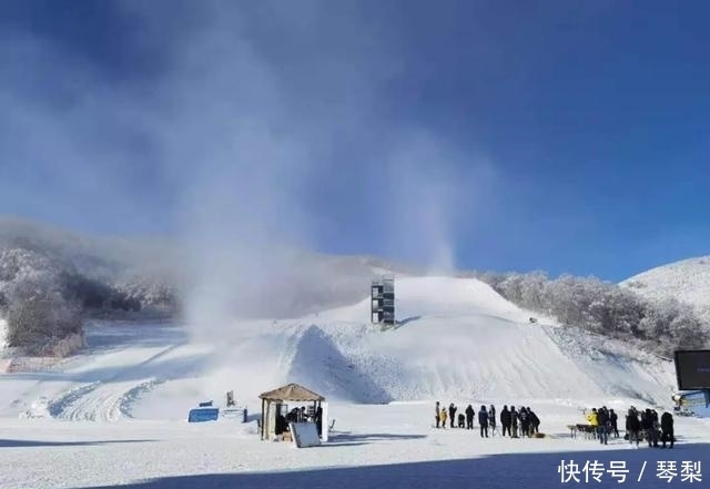 崇礼的第一场雪与豪放的老北京火锅！