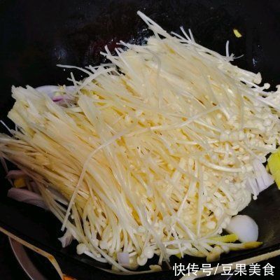 明眼目|啤酒炖草鱼这样做好吃一百倍！多吃还能助消化
