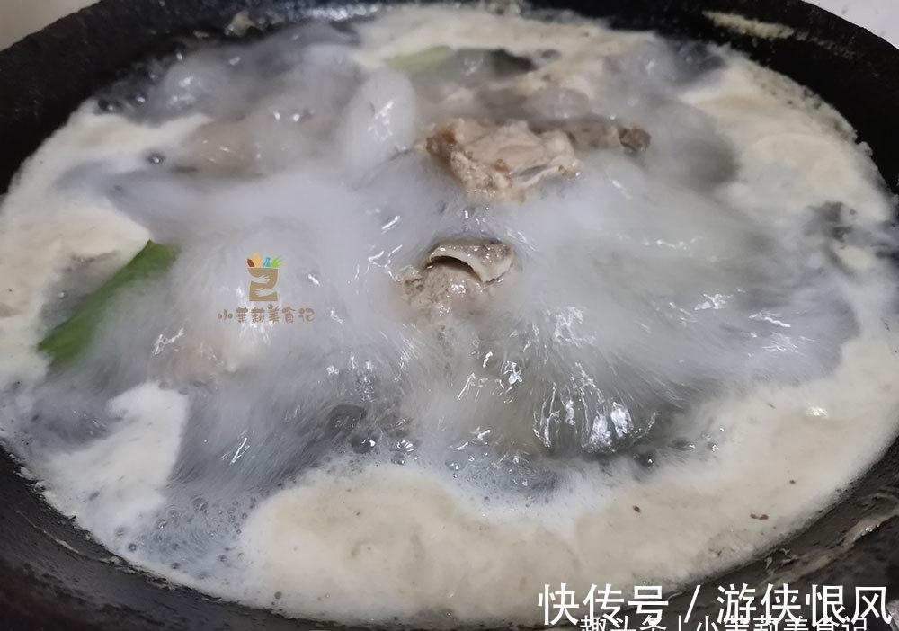 终于懂了,给猪肉去腥,焯水和腌制用法差别大,难怪猪肉又老又柴