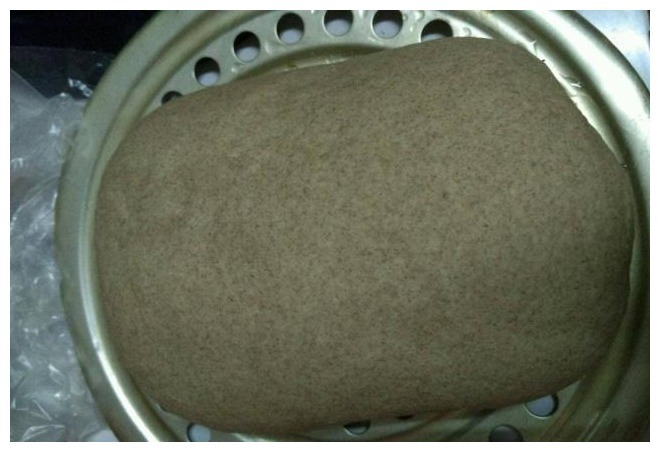 蒸馒头别再直接放牛奶,多加一步,蓬松香甜堪比蛋糕!完整不粘锅