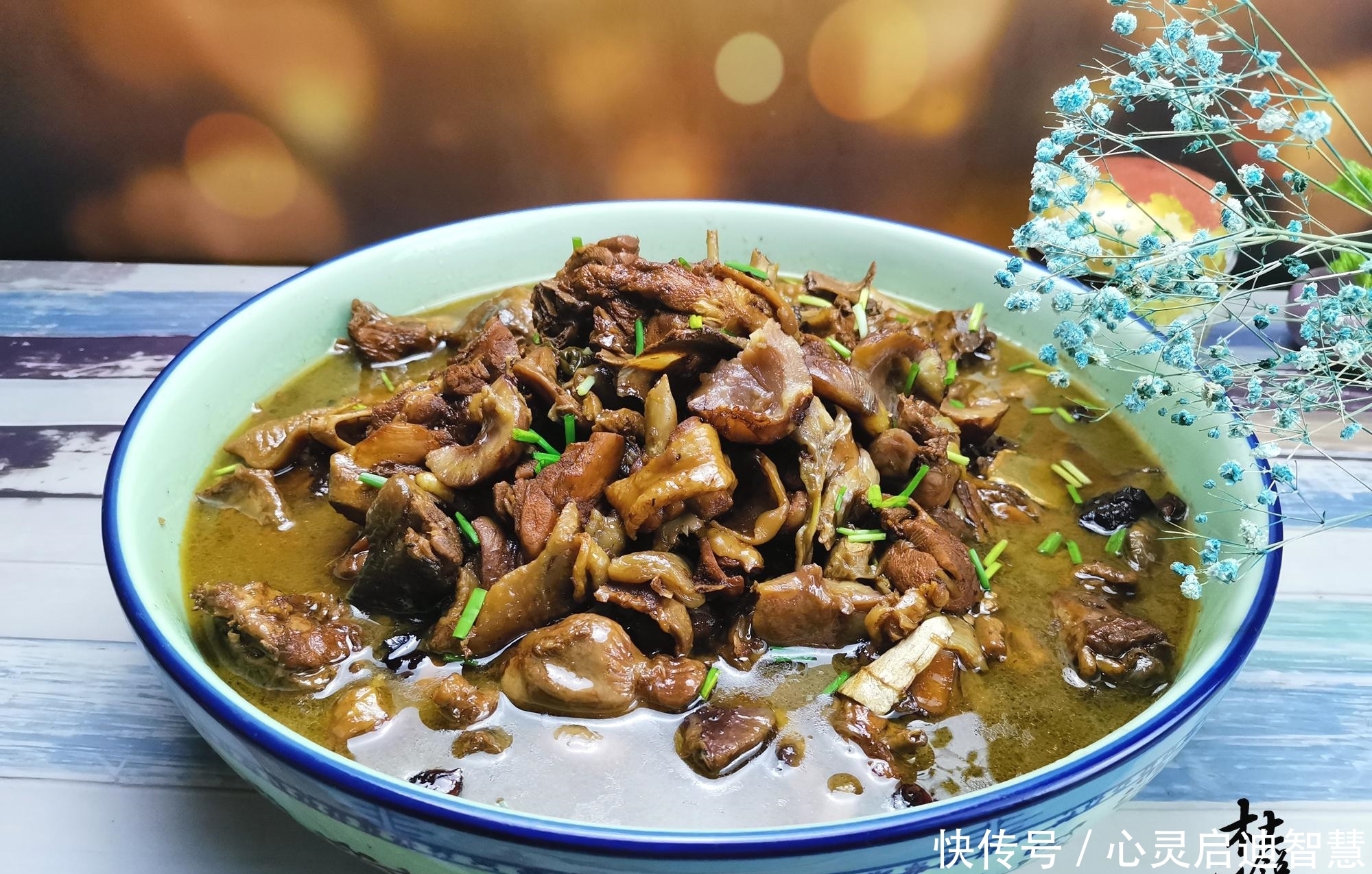 年夜饭的首道菜就应该是它,寓意“大吉大利”,来年全年走好运