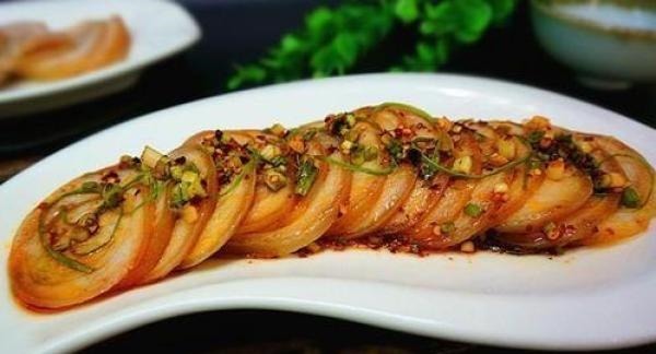 相当好吃的家常菜，简单美味，营养丰富又实惠，家人百吃不厌！