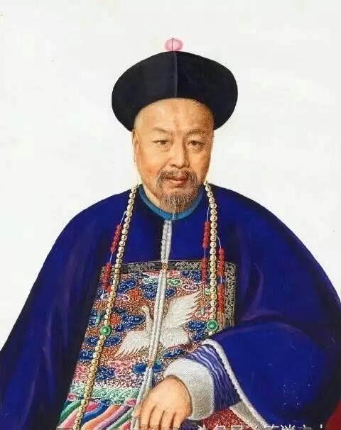 俘虏|他是大清总督,因战败被英国人俘虏,每天关在玻璃笼中,供人观赏