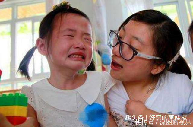 家庭|第一天上幼儿园“不哭”的孩子，资深幼师往往来自3种家庭