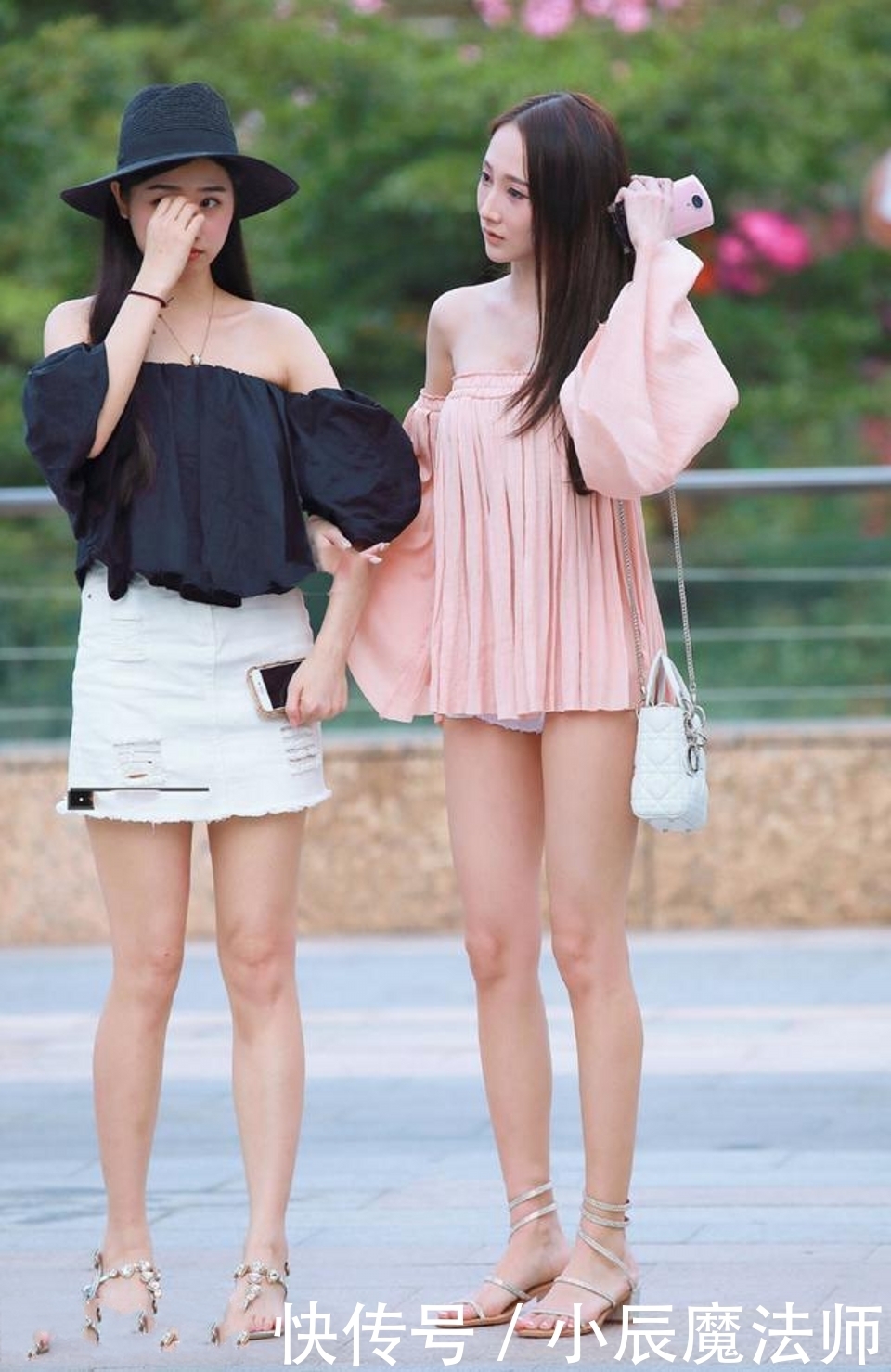 高腰款式|路人街拍,美女穿横条纹的半袖,腰线被提升得很高