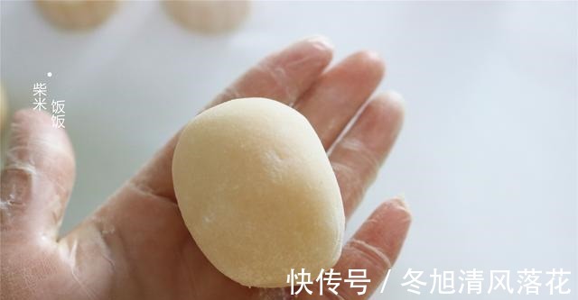 冰皮月饼|中秋节月饼，不用烤箱也能做，蒸一蒸，细腻滋润更好吃！