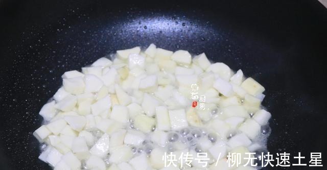 益肾|这道菜虽然是素菜,这样搭配做给孩子吃,冬季多吃既健脾又益肾!