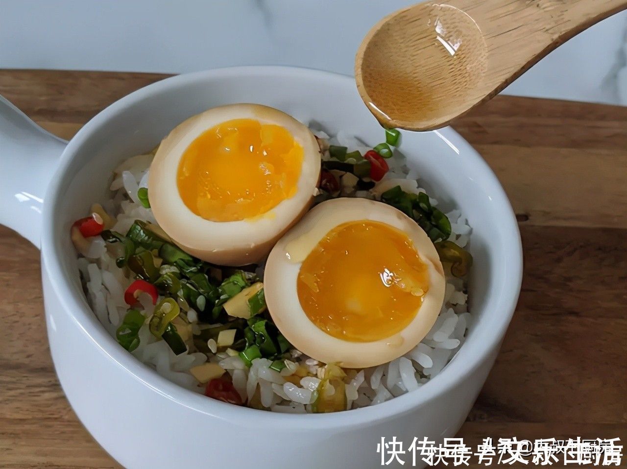 蛋黄|水煮蛋吃腻了?大叔教你韩国麻药鸡蛋,香气浓郁,叫人愈吃愈上瘾