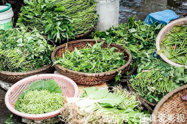 绿色蔬菜|怀孕的女人要补钙，医生：真正补钙的3种食物，不吃太可惜