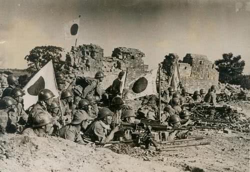 麦克阿瑟|麦克阿瑟的复仇之战:剿灭日本20万精锐部队,马来之虎被迫投降