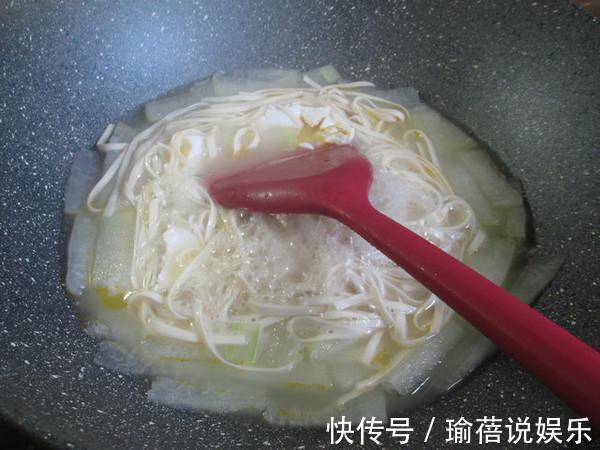 进入三伏天，这道菜要多给家人吃，鲜香开胃，清热下火